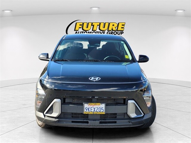 2024 Hyundai Kona SE photo 3