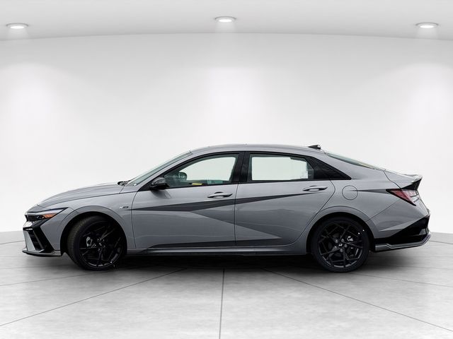 2025 Hyundai Elantra N Line photo 6