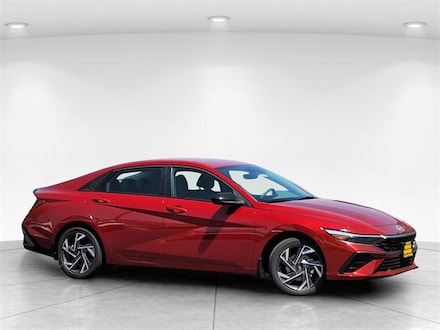 2025 Hyundai Elantra SEL Sport Sedan