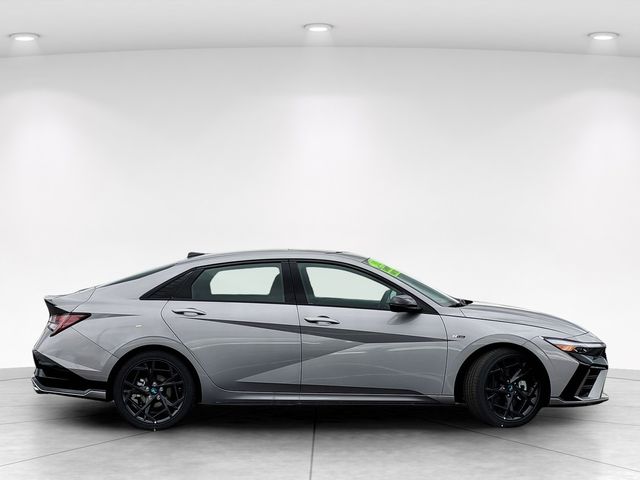 2025 Hyundai Elantra N Line photo 2