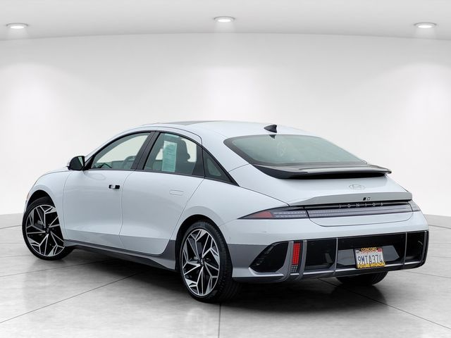 2024 Hyundai IONIQ 6 Limited photo 4