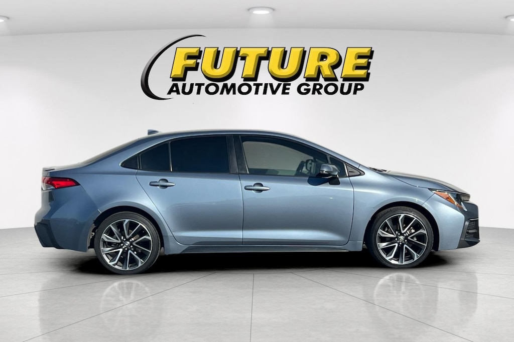 Used 2020 Toyota Corolla SE Sedan