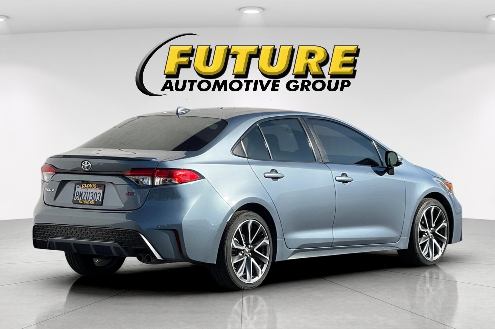 2020 Toyota Corolla SE photo 3