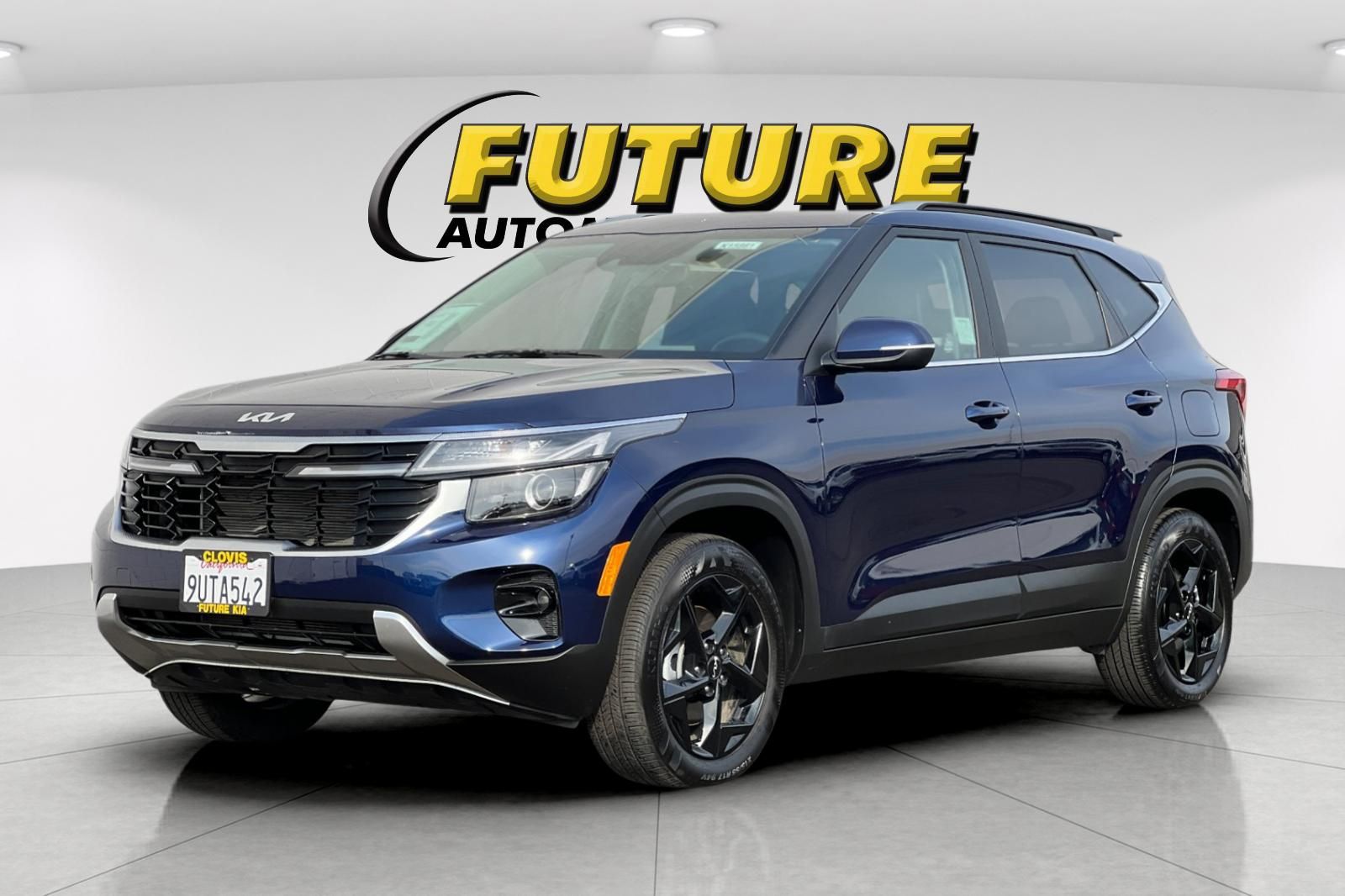 2026 Kia Seltos EX photo 3