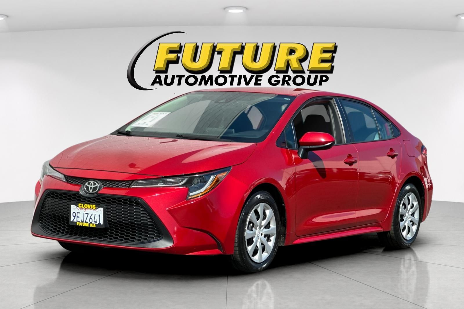 2020 Toyota Corolla LE photo 3