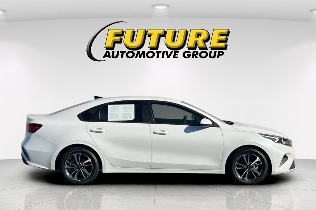 Certified 2024 Kia Forte LXS Sedan