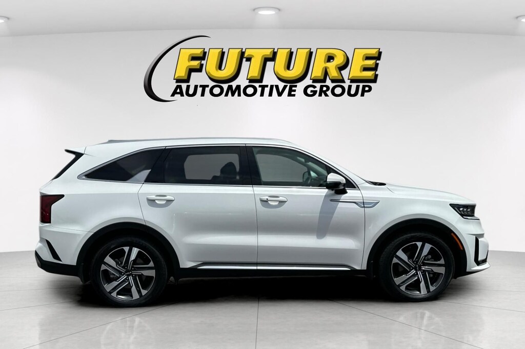 Certified 2023 Kia Sorento Hybrid SX Prestige SUV