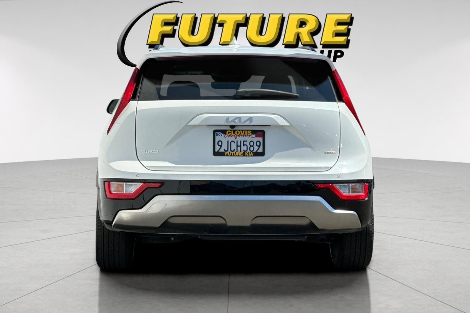 2024 Kia Niro EX Touring photo 4