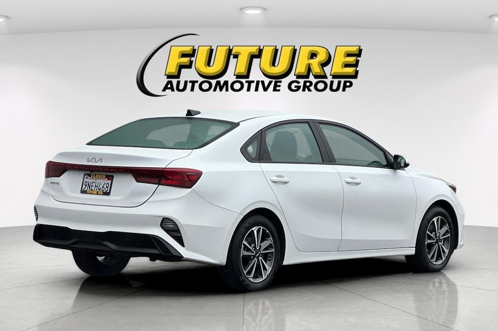 Used 2024 Kia Forte LXS Sedan