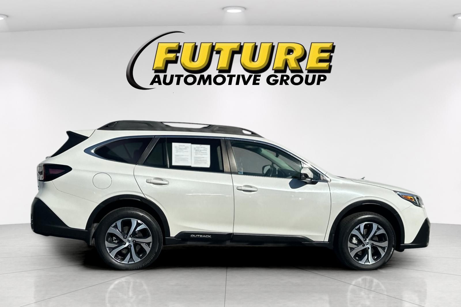 2020 Subaru Outback Limited XT photo 2