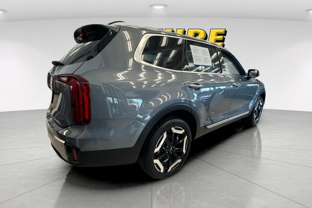 Certified 2024 Kia Telluride S SUV