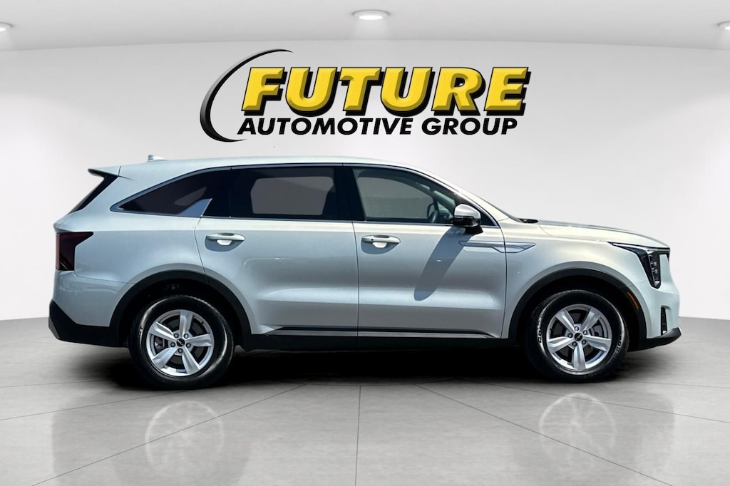 Certified 2026 Kia Sorento LX SUV