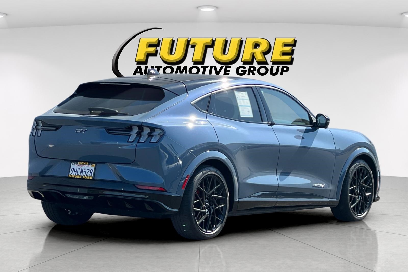 2023 Ford Mustang Mach-E GT photo 3