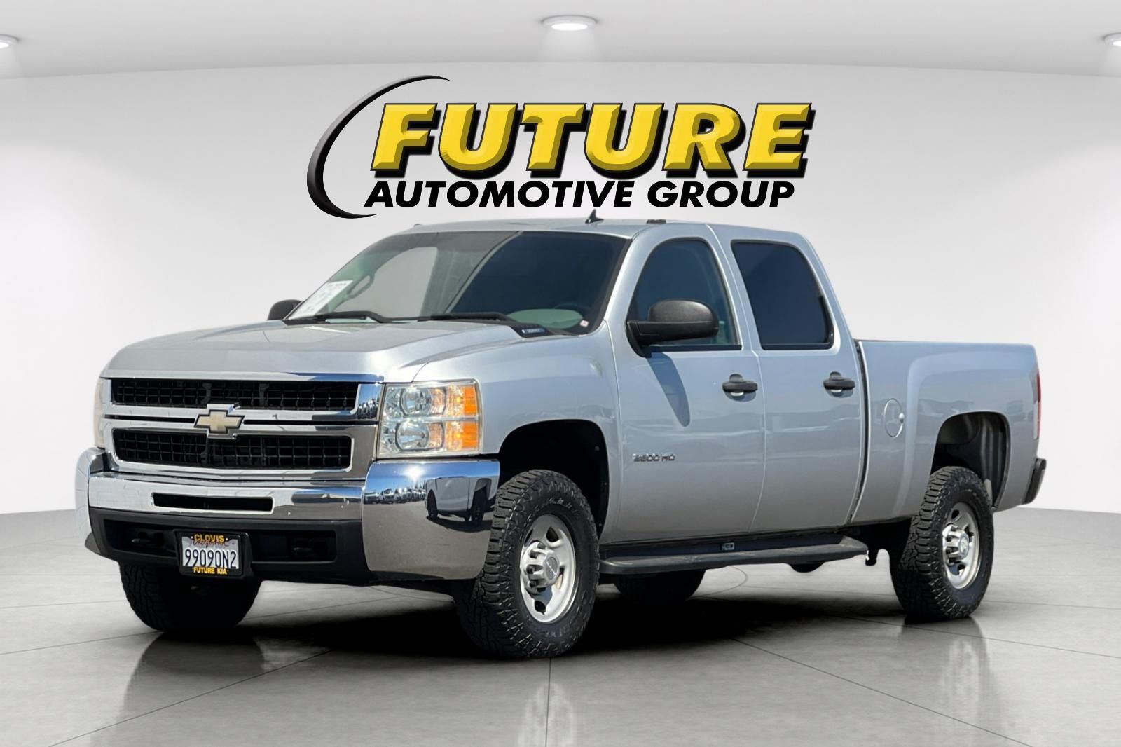 2010 Chevrolet Silverado 2500HD Work Truck photo 3