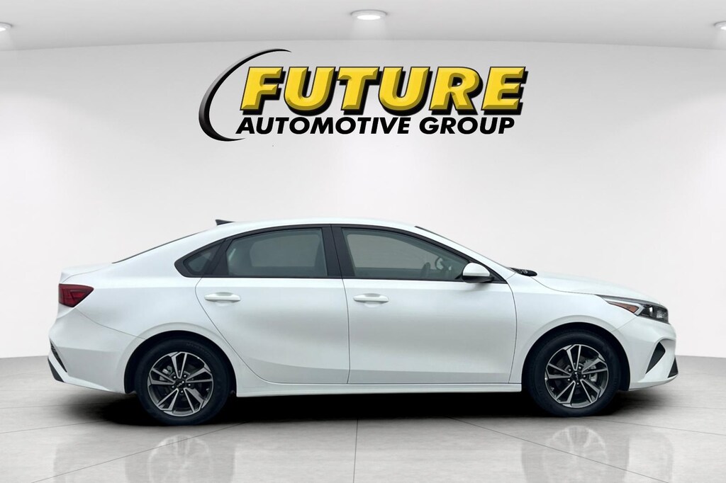 Used 2024 Kia Forte LXS Sedan