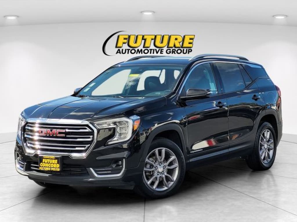 Used 2024 GMC Terrain SLT SUV
