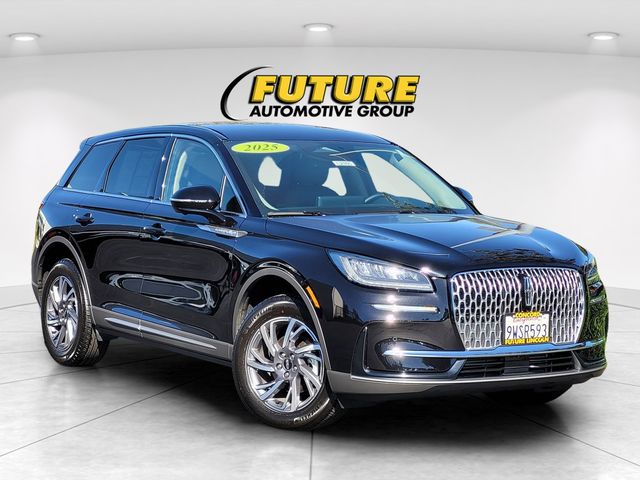 2025 Lincoln Corsair Premiere FWD's photo