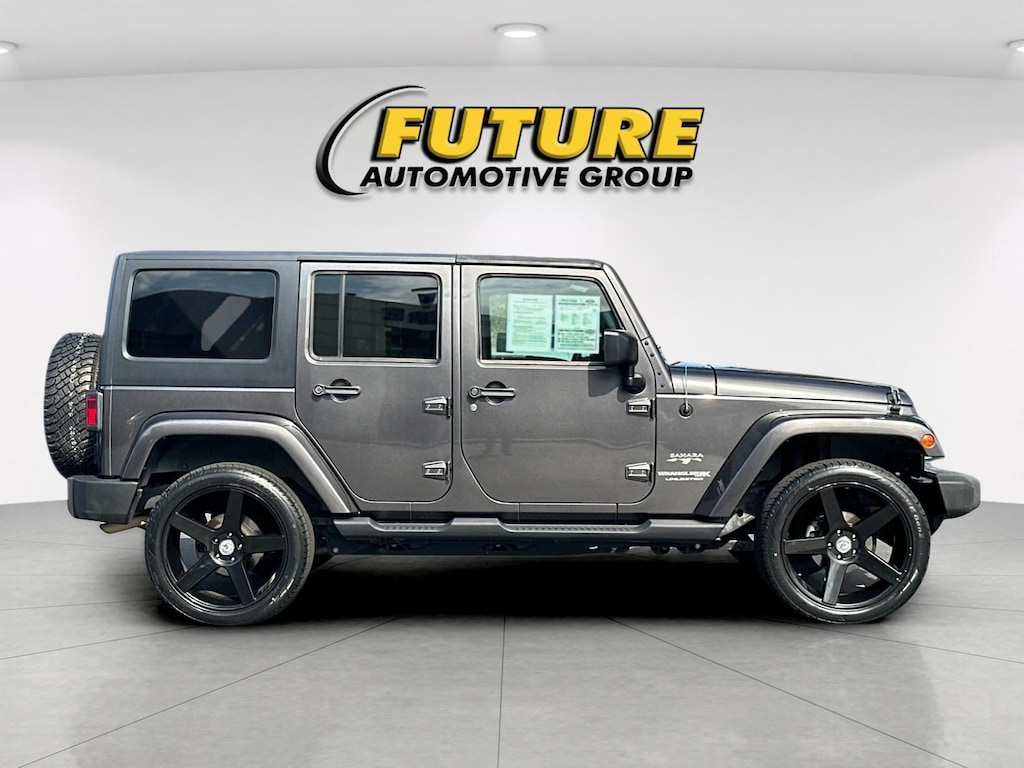 Used 2018 Jeep Wrangler JK Unlimited Sahara 4x4 SUV