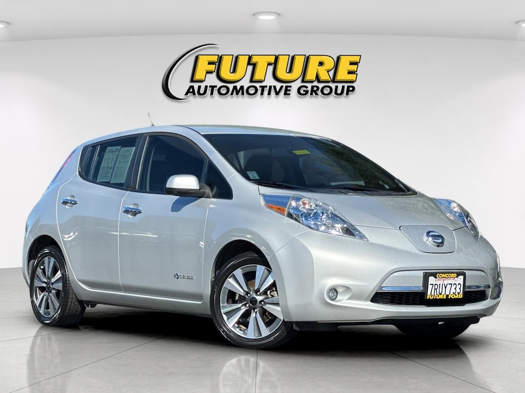 Used 2013 Nissan LEAF SL Hatchback