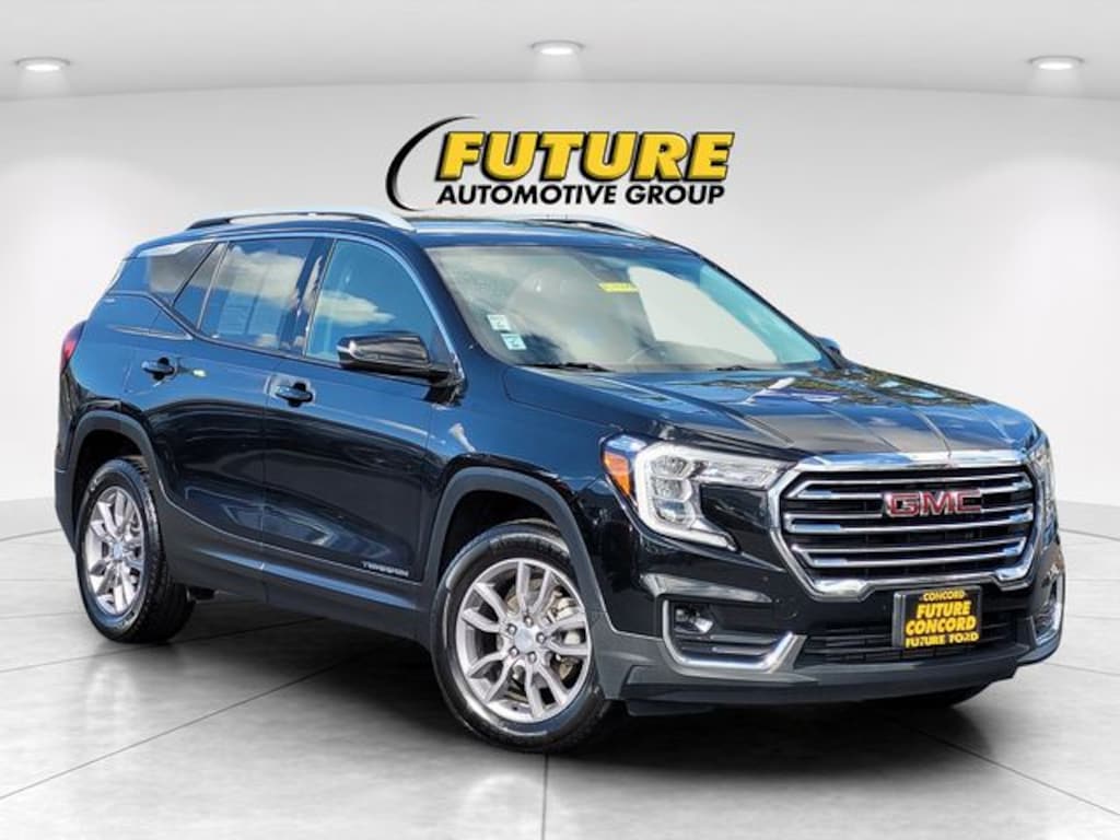 Used 2024 GMC Terrain SLT SUV