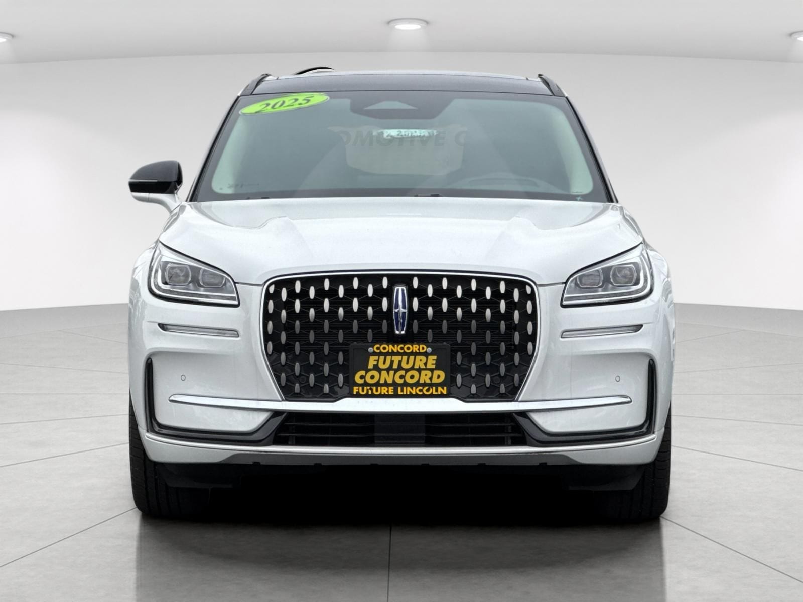 2025 Lincoln Corsair Grand Touring - Photo 8