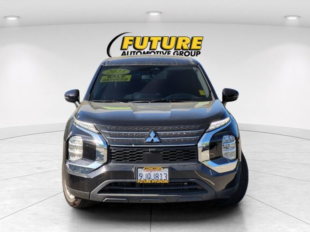 Used 2023 Mitsubishi Outlander ES SUV