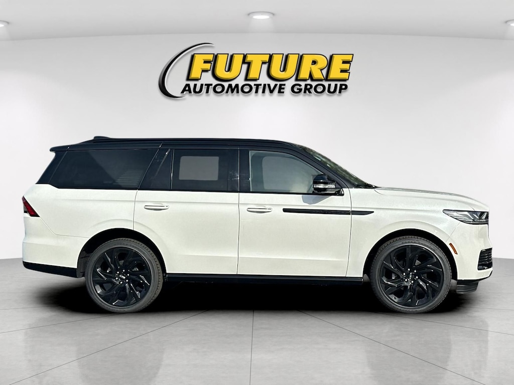 New 2027 Lincoln Navigator Black Label SUV