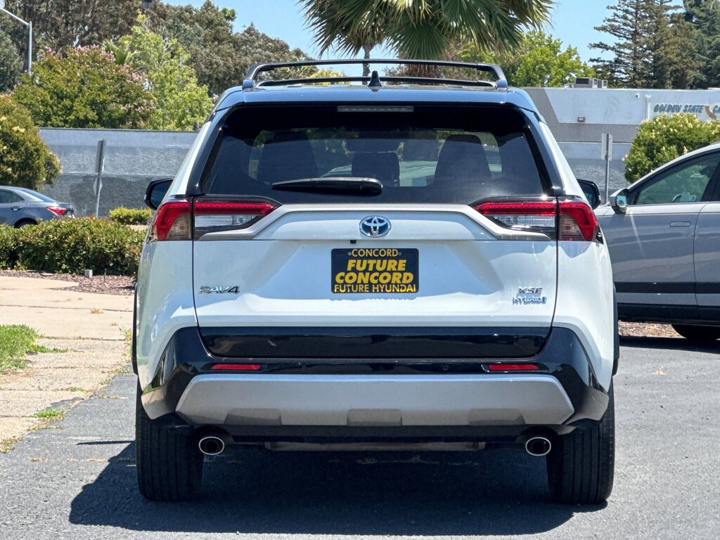 Used 2022 Toyota RAV4 Hybrid XSE SUV
