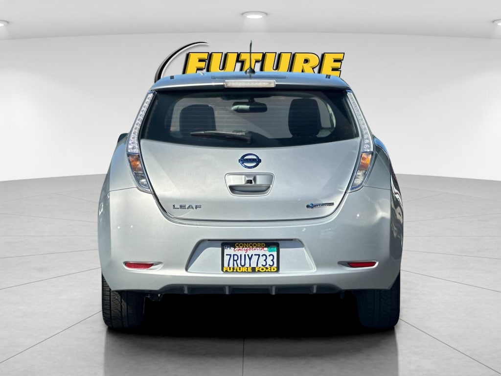 Used 2013 Nissan LEAF SL Hatchback
