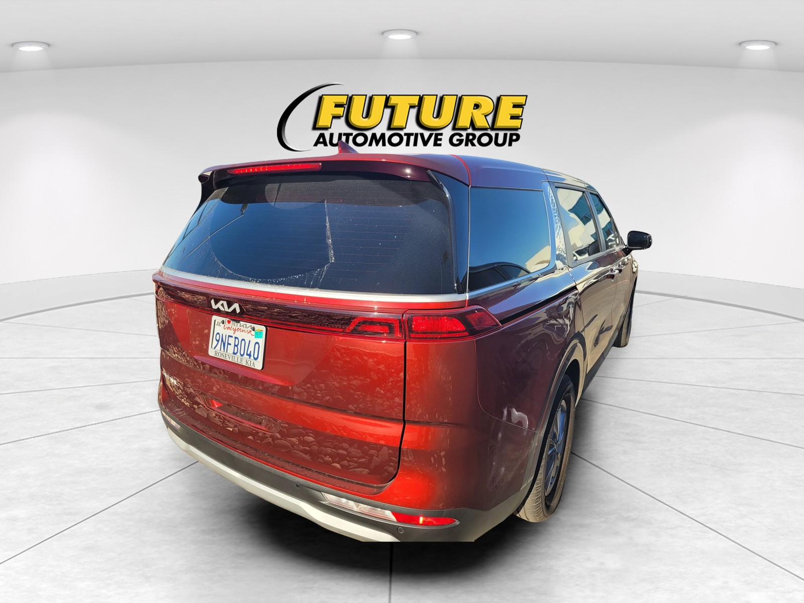 Used 2024 Kia Carnival LX Passenger Van