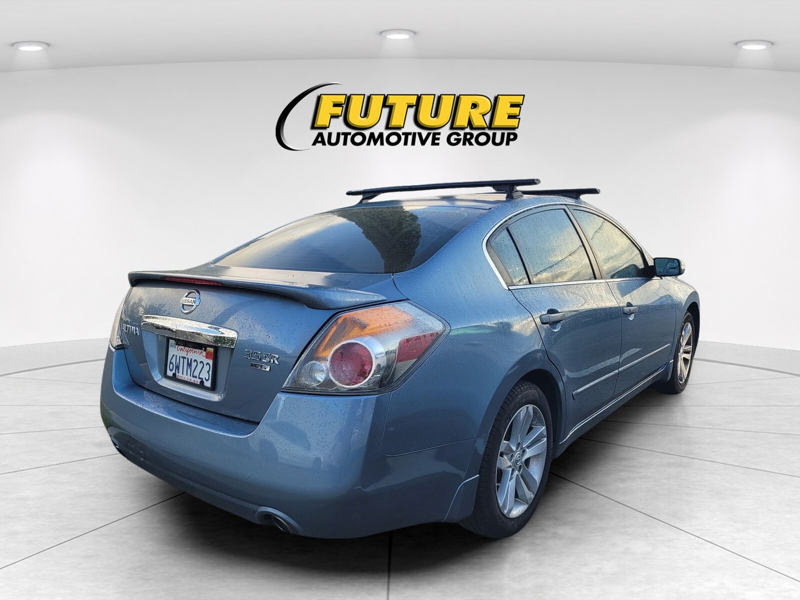 2012 Nissan Altima 3.5 SR photo 3