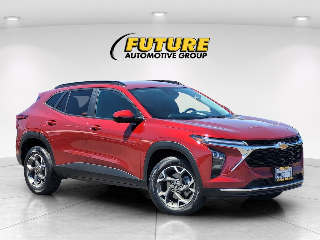 Used 2024 Chevrolet Trax LT SUV
