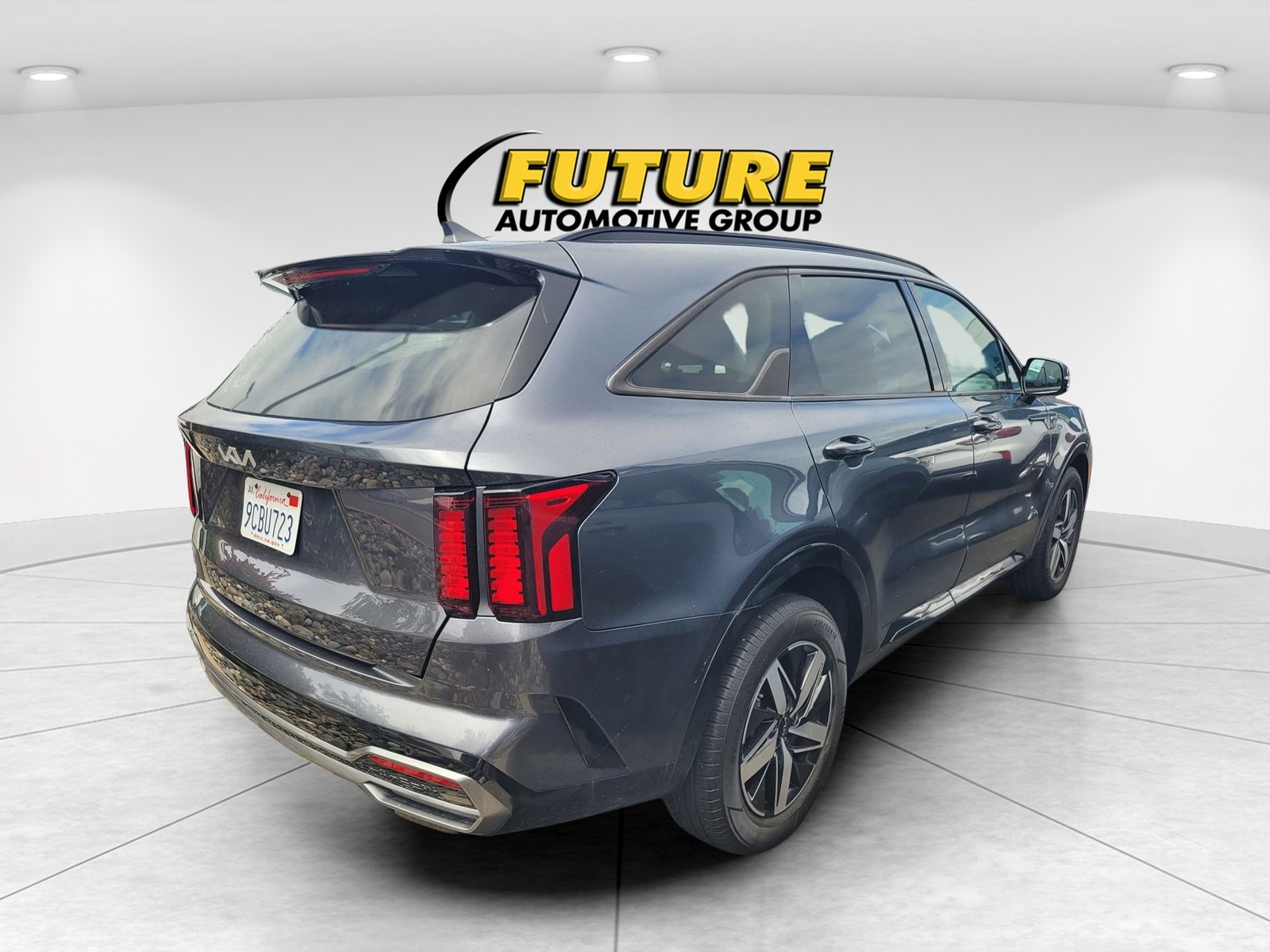 2022 Kia Sorento S photo 3