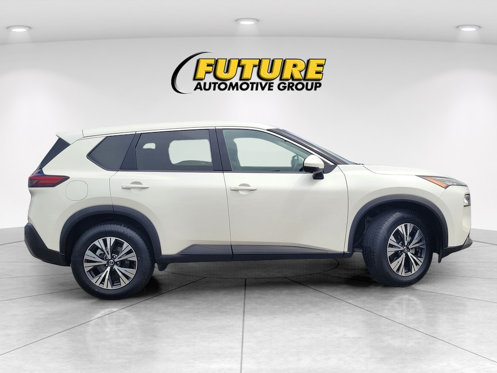 Used 2021 Nissan Rogue SV SUV