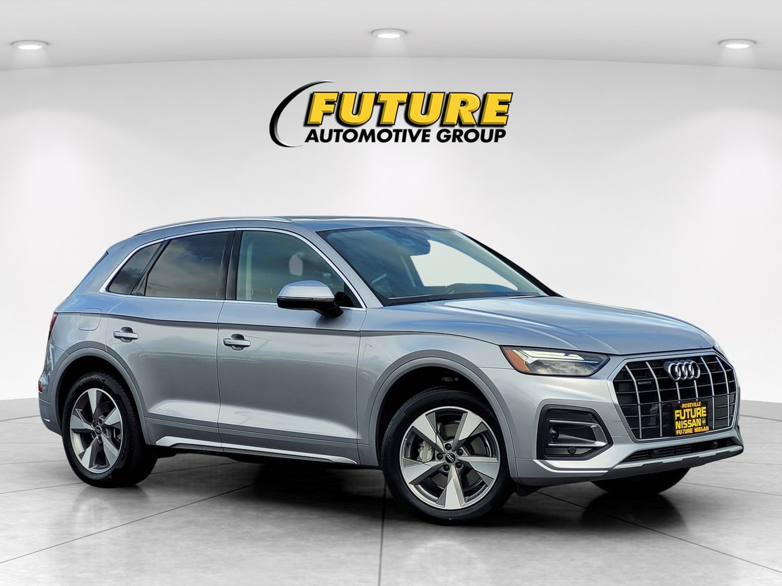 2023 Audi Q5 Premium's photo