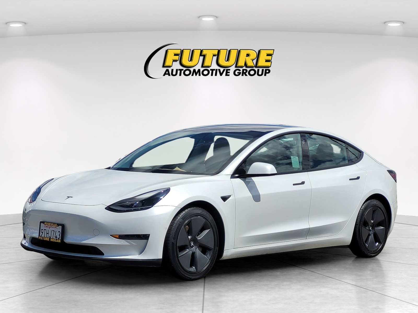 2021 Tesla Model 3 Standard Range Plus photo 4