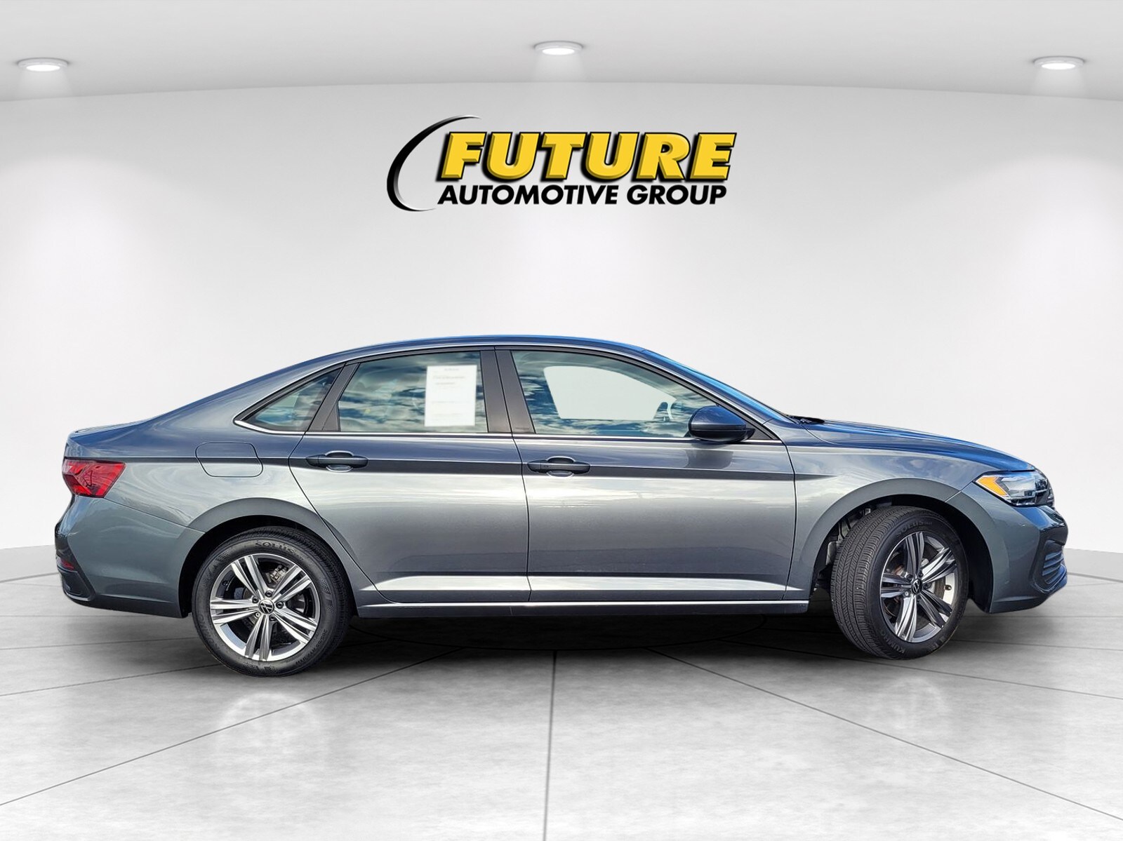 2024 Volkswagen Jetta 1.5T SE photo 3