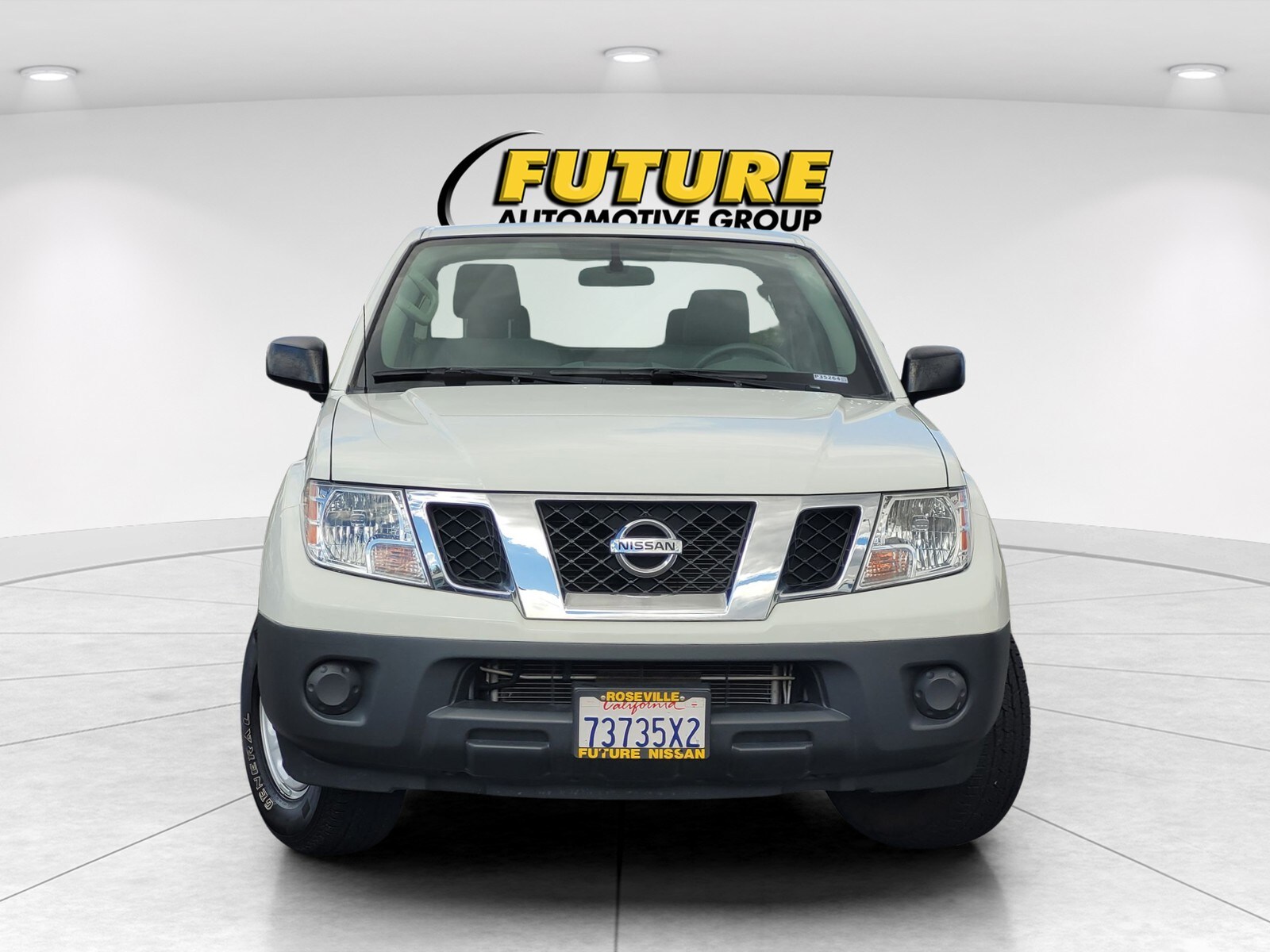 2019 Nissan Frontier S King Cab photo 2
