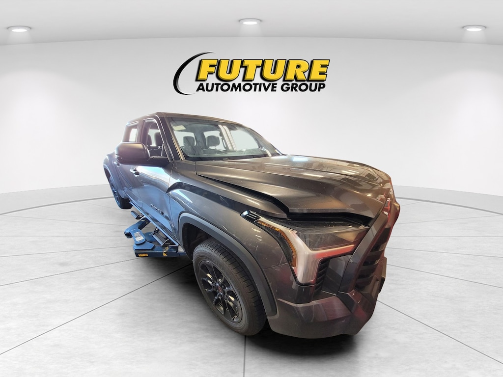 Used 2023 Toyota Tundra SR5 Crewmax