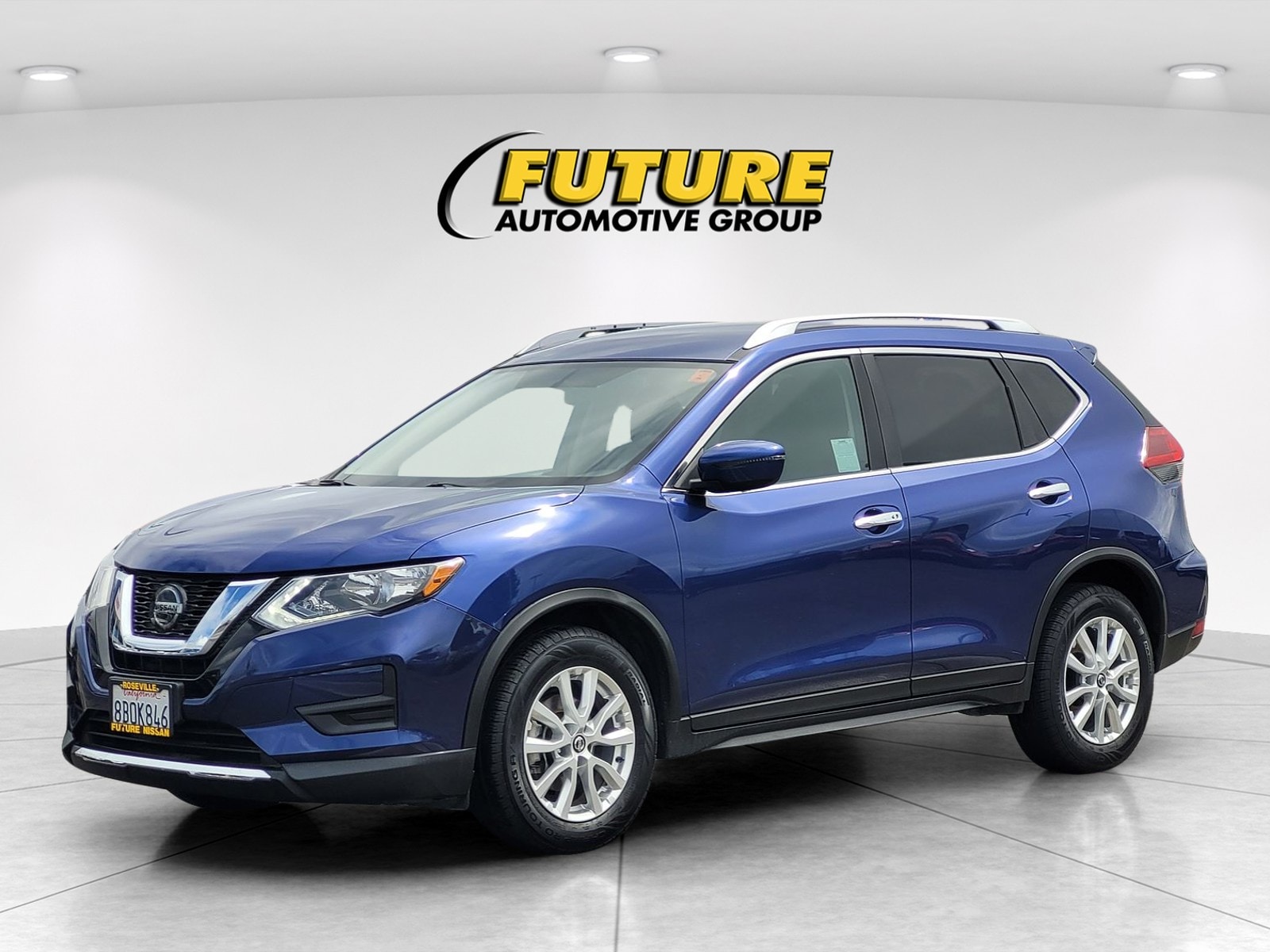 2018 Nissan Rogue SV photo 4