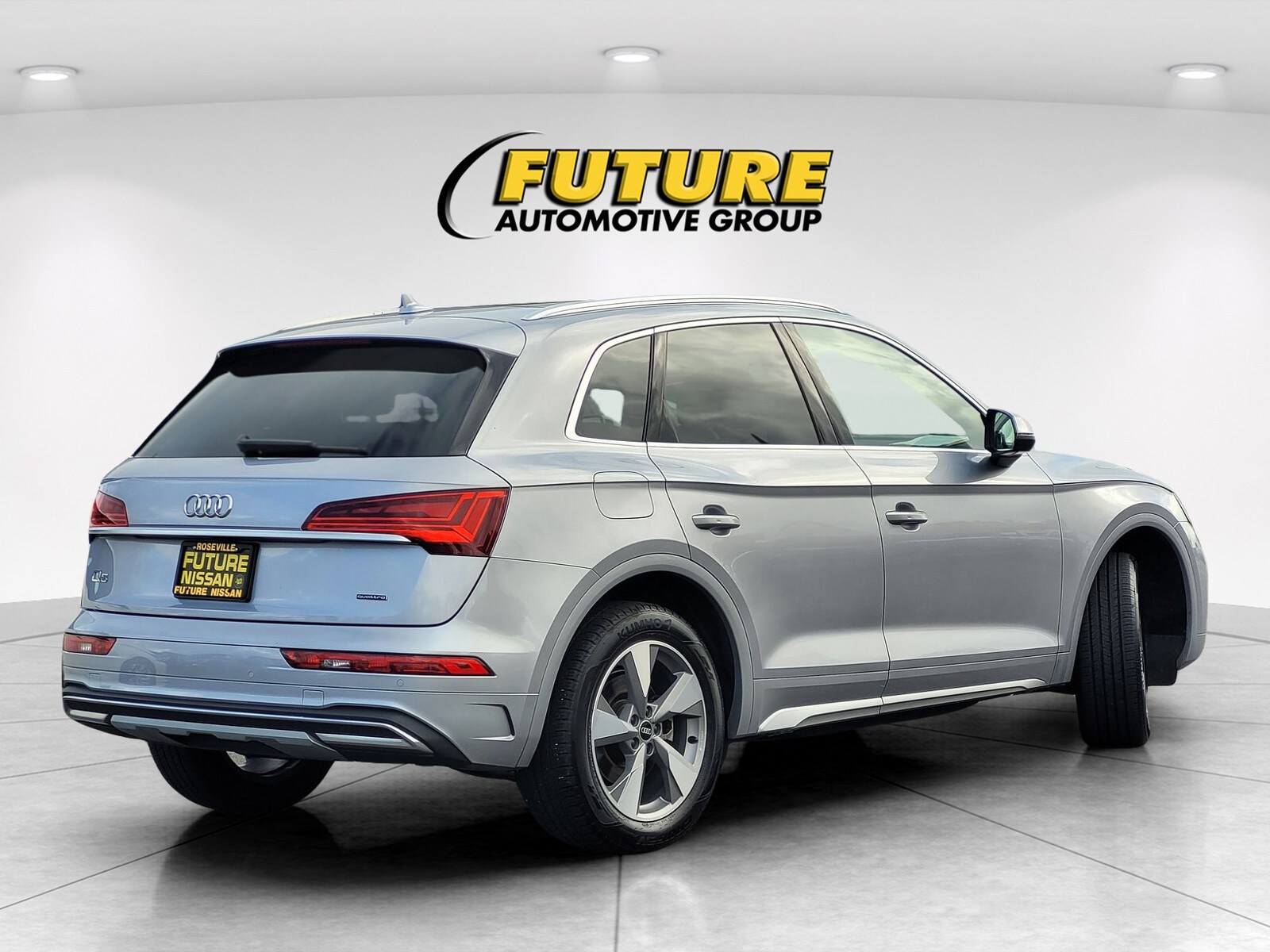 2023 Audi Q5 40 Premium photo 3