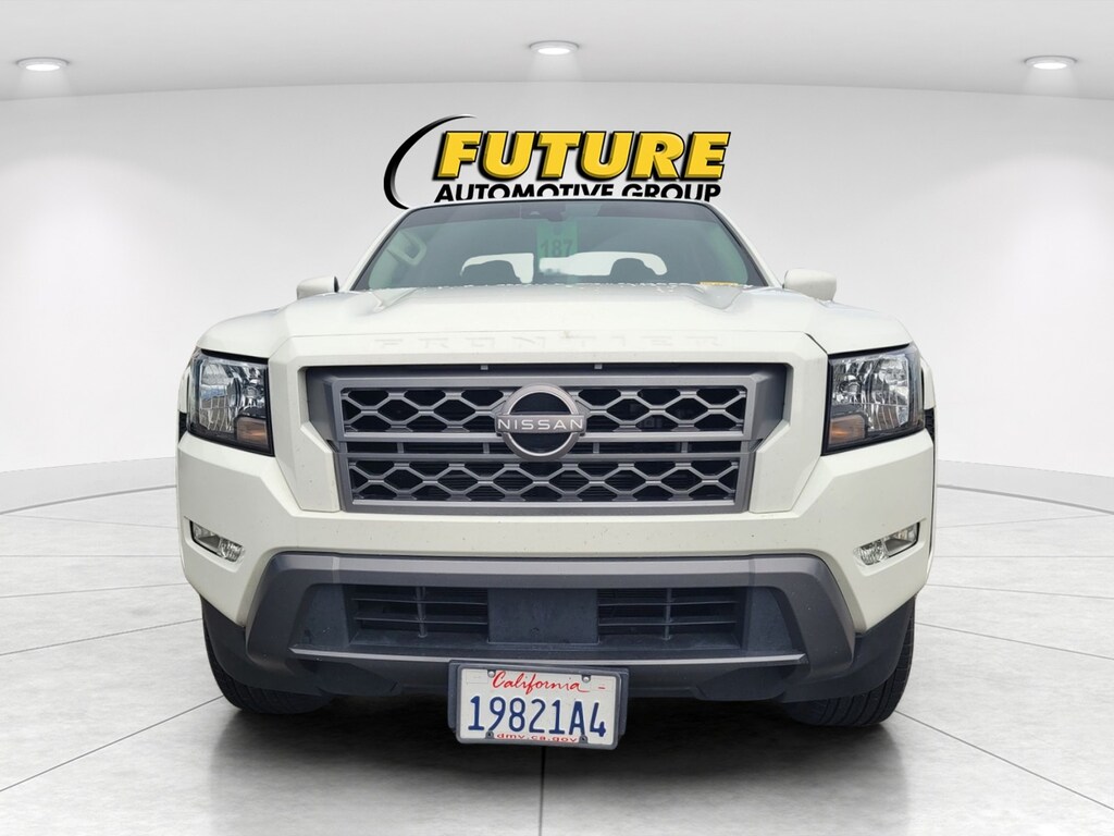 Certified 2022 Nissan Frontier SV Crew Cab