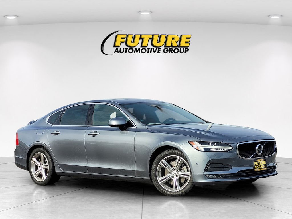 Used 2017 Volvo S90 T5 Momentum Sedan