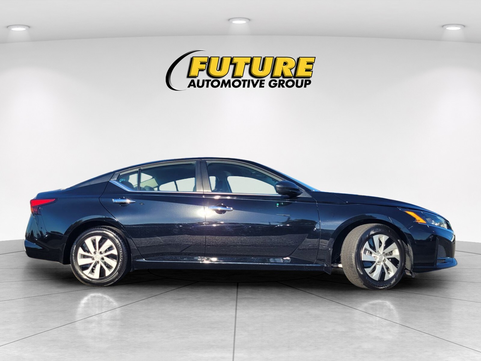 2025 Nissan Altima 2.5 S photo 3