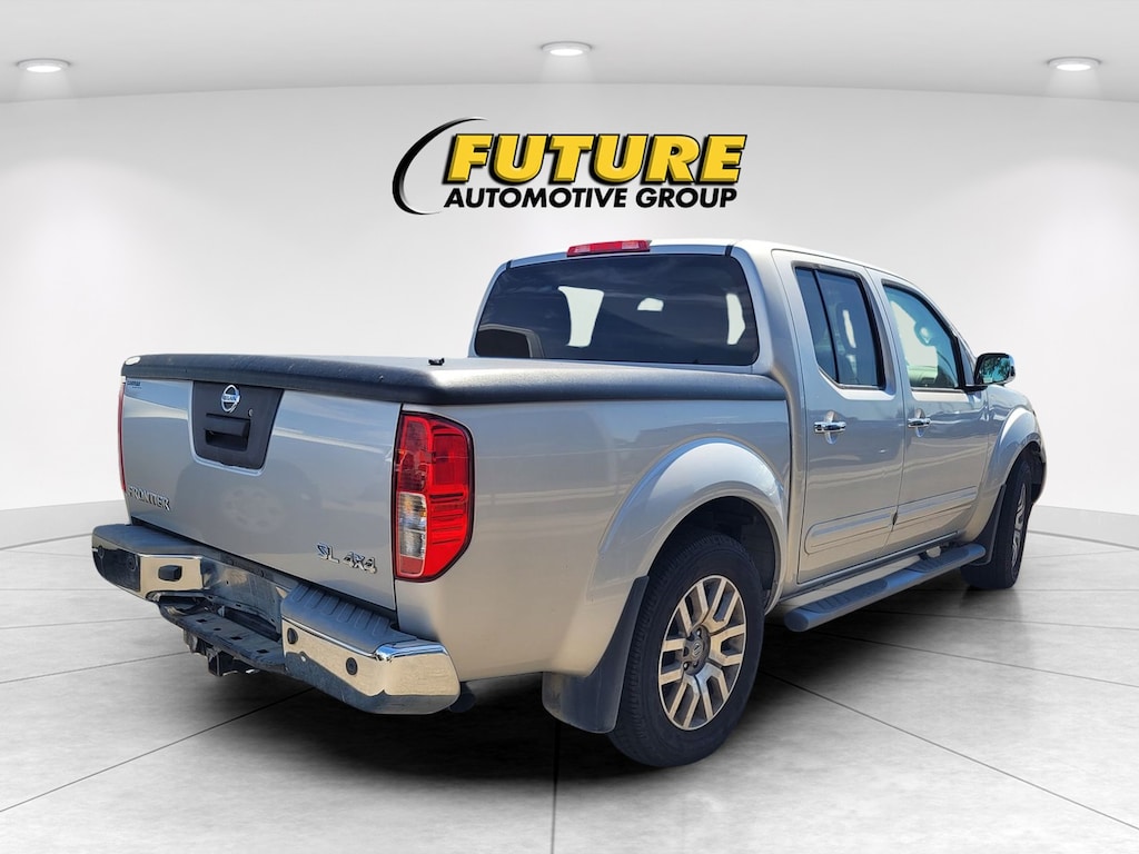 Used 2013 Nissan Frontier SL Crew Cab