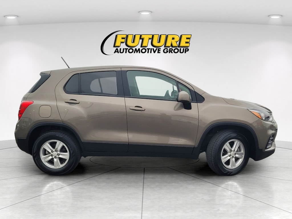Used 2022 Chevrolet Trax LS SUV