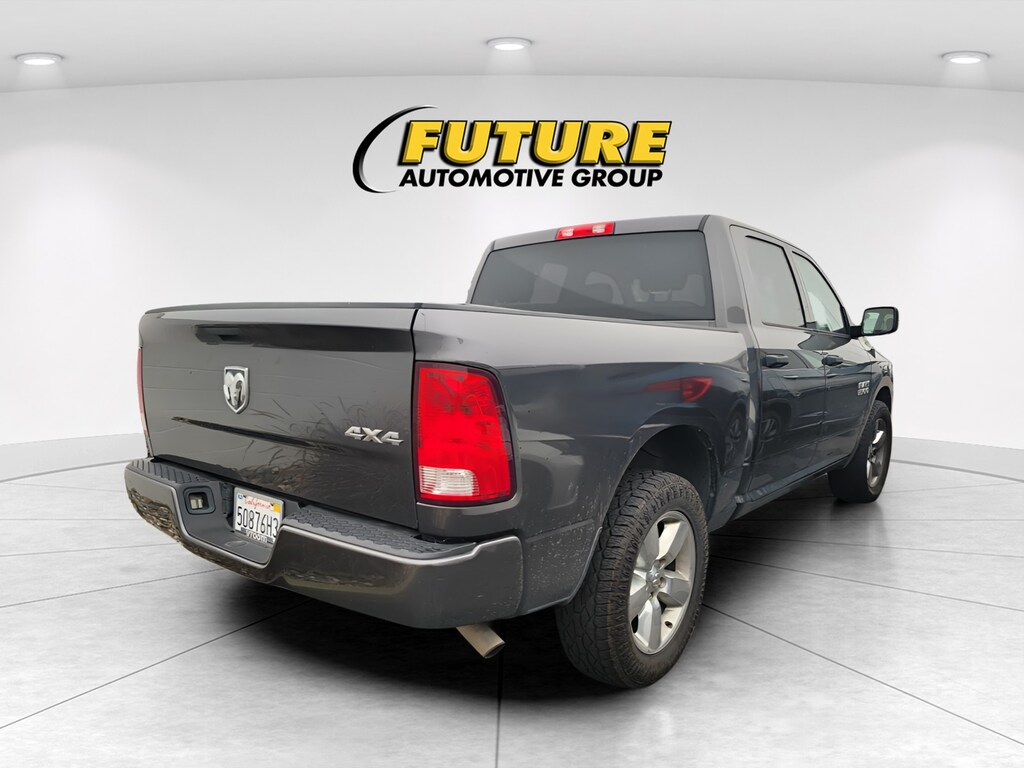 Used 2017 Ram 1500 Express Crew Cab