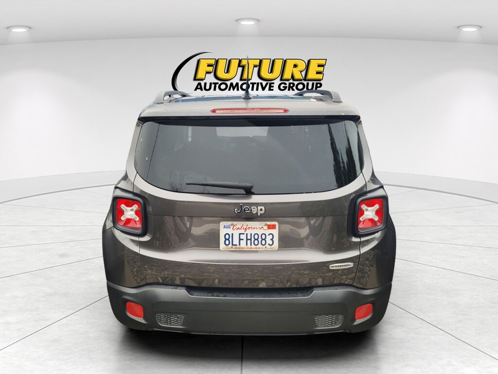 Used 2017 Jeep Renegade Latitude SUV