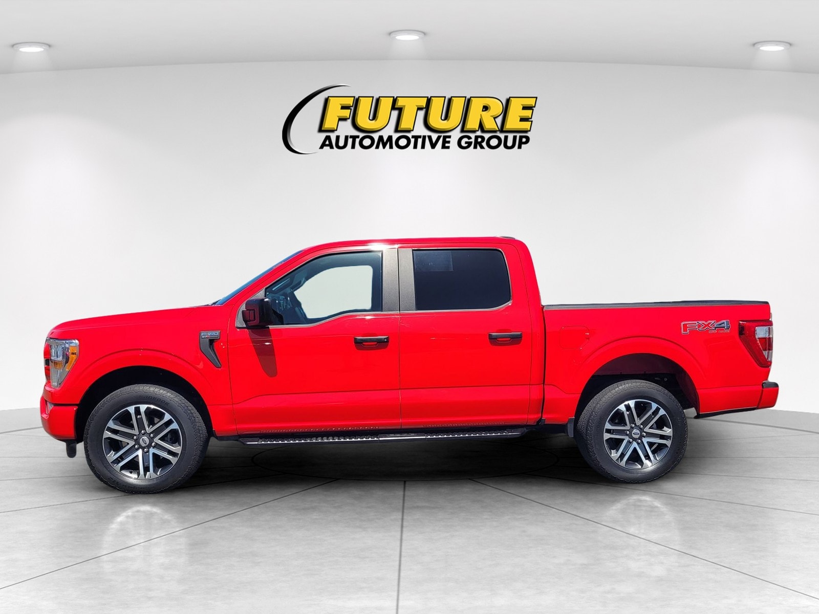 2022 Ford F-150 XL Supercrew photo 5
