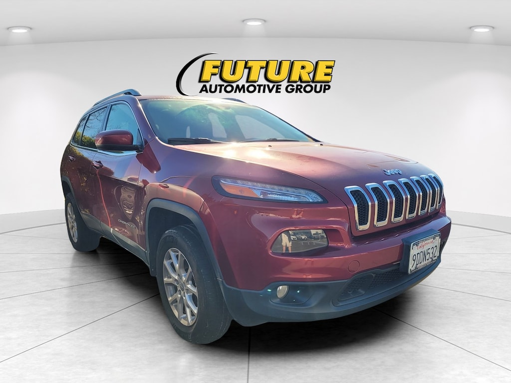 Used 2014 Jeep Cherokee Latitude SUV